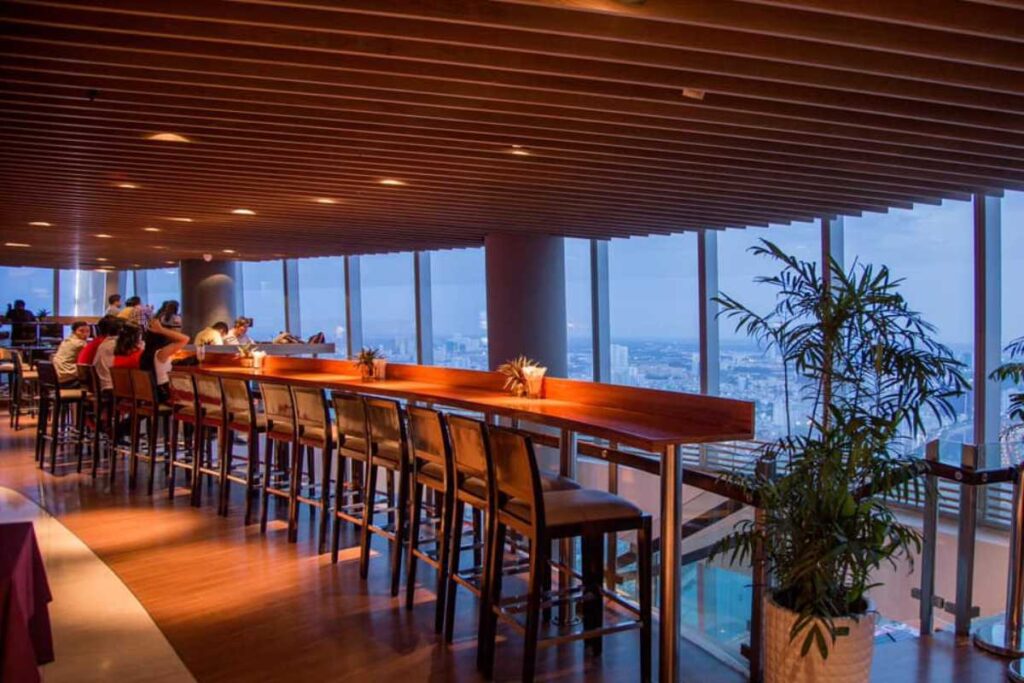 Café Eon Bitexco không gian sang trọng view toàn cảnh thành phố
